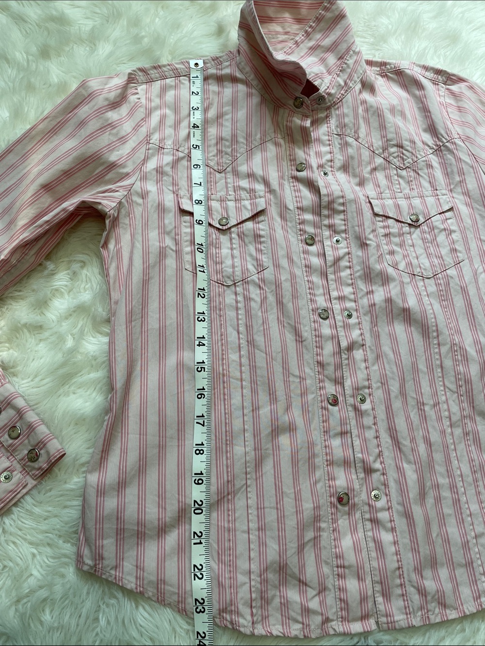 GAP Vintage Women's Western Pink Striped Button-Down (floral snaps) Shirt Medium - Picture 8 of 15